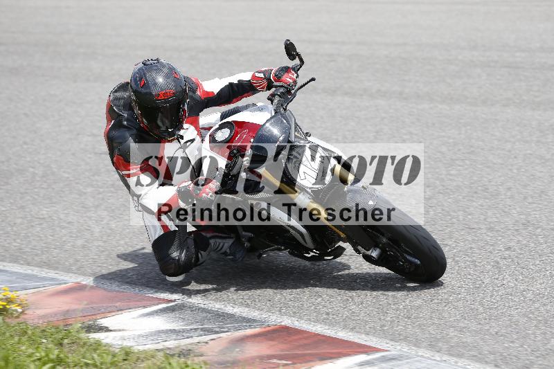 /Archiv-2024/29 12.06.2024 MOTO.CH Track Day ADR/Gruppe gelb/14